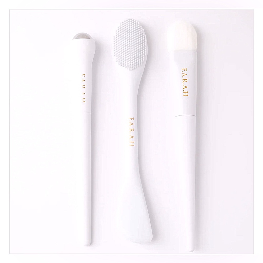 F.A.R.A.H Skincare Retreat 3-piece Tool & Brush Set 💚